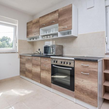 Appartamento Plaza Ab Vir Esterno foto